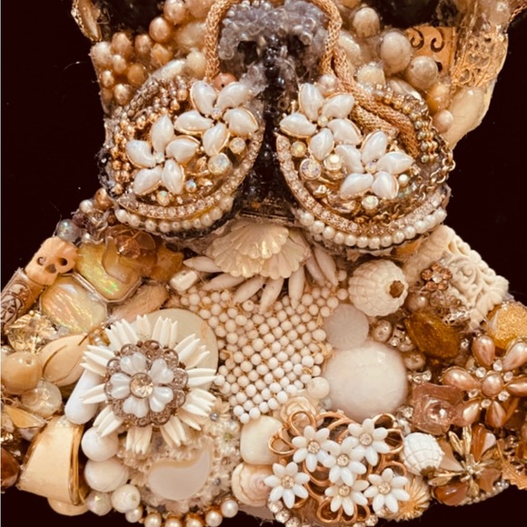 Vintage Jewelry Mosaic - Favorite Furry Friend - Picture 6 of 8